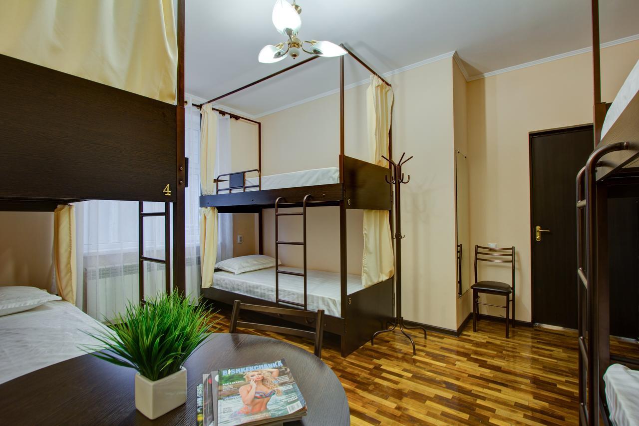 Centre hostel Bisjkek Buitenkant foto